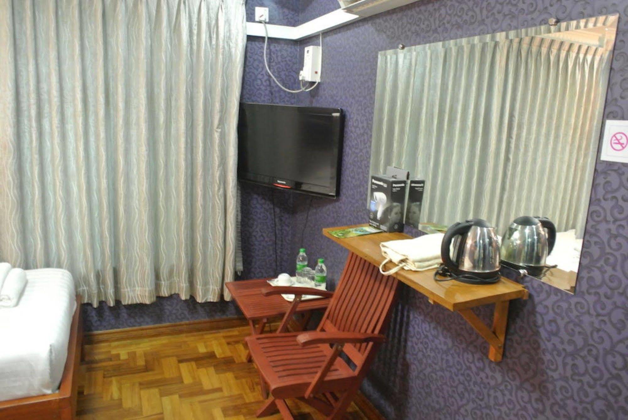 Yaewaddy Motel Gyogon Екстериор снимка