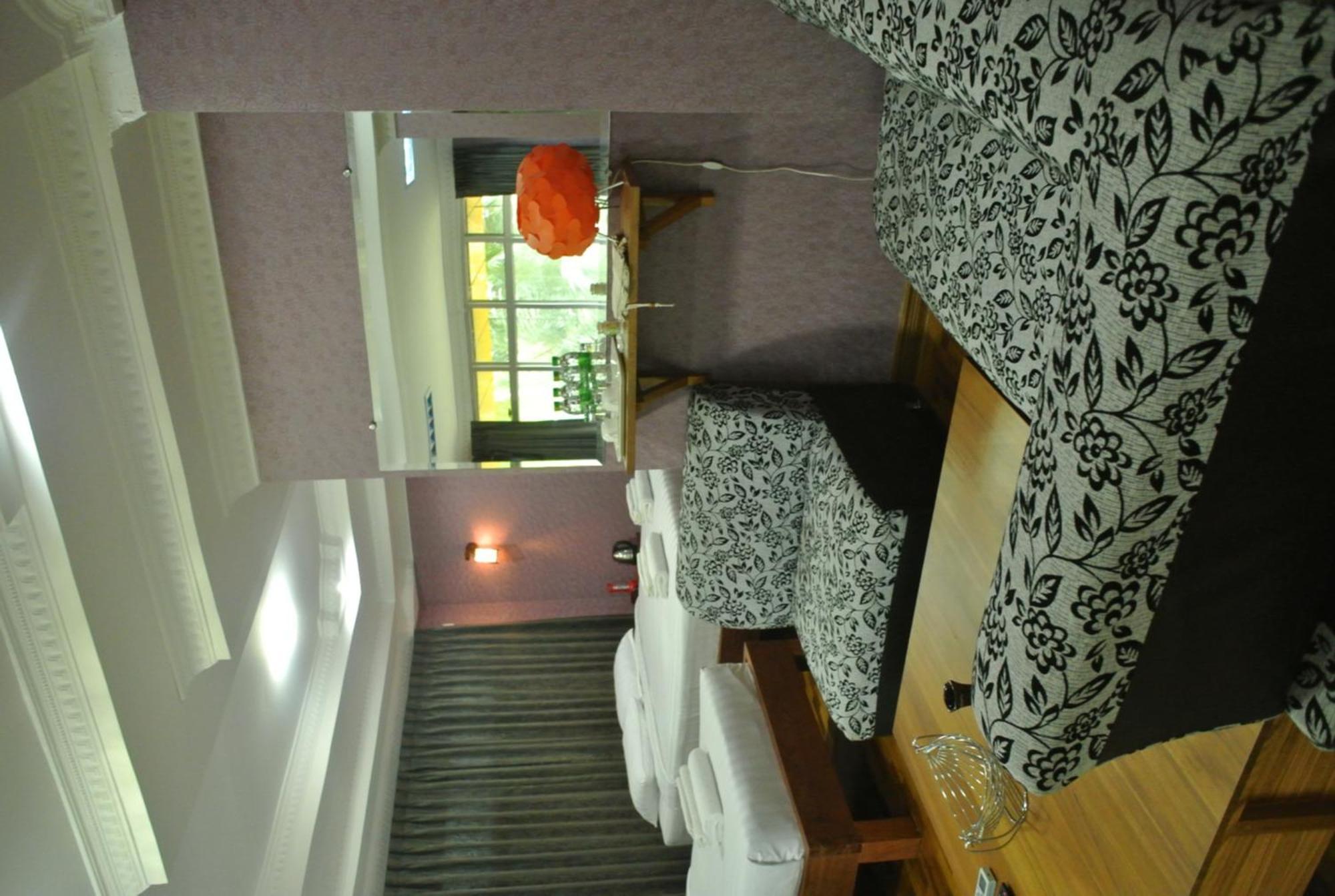 Yaewaddy Motel Gyogon Екстериор снимка