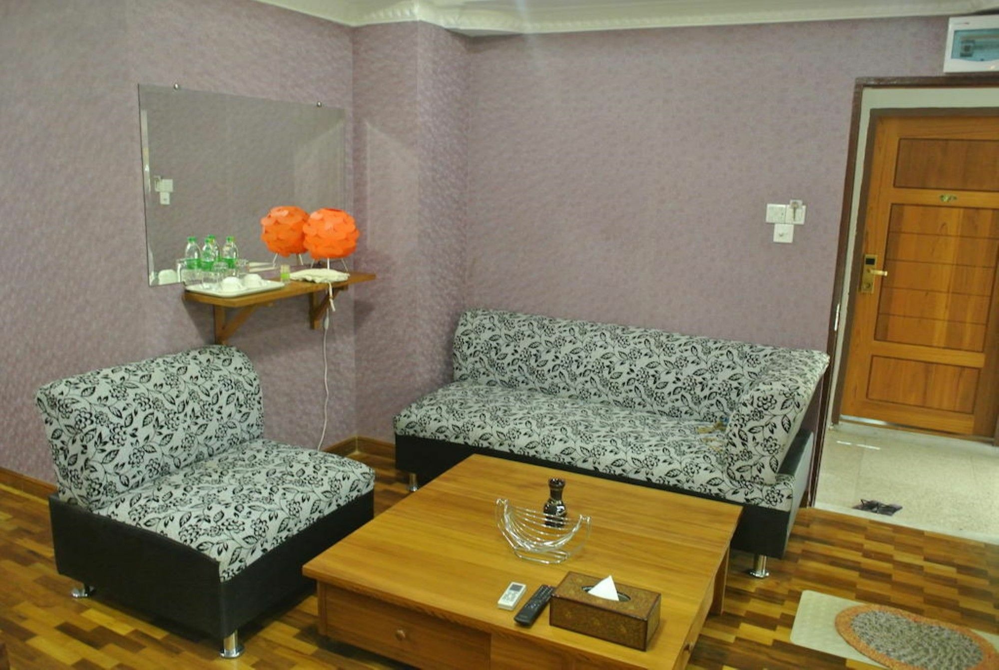 Yaewaddy Motel Gyogon Екстериор снимка
