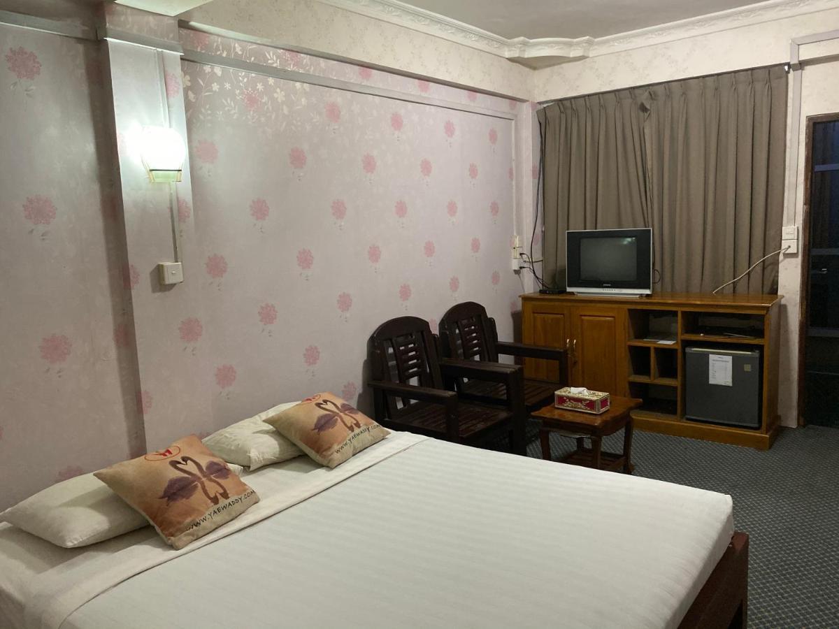 Yaewaddy Motel Gyogon Екстериор снимка
